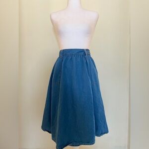 Old Navy Chambray A-line Wrap Denim Skirt – Soft Chambray, Cottagecore, Size M